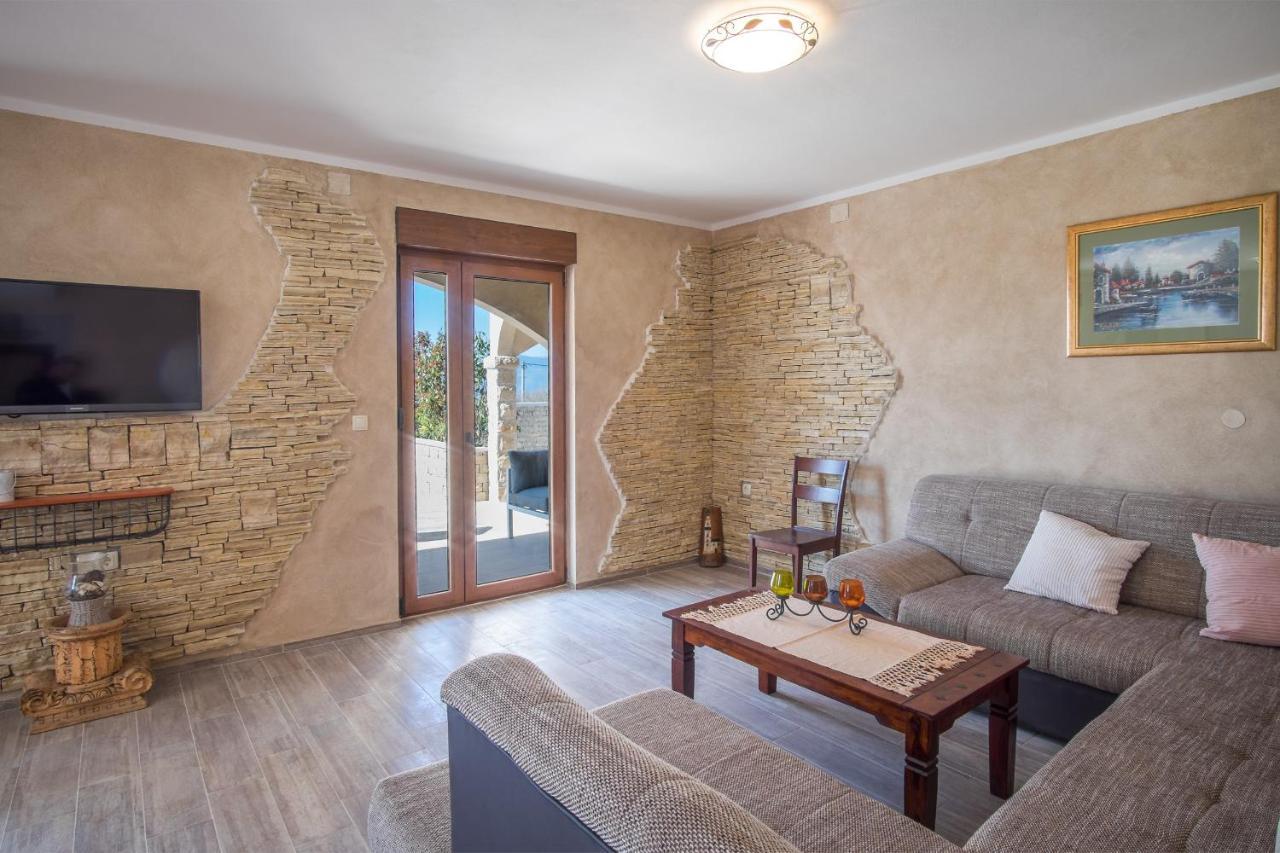 Villa Dijana East Linardici Экстерьер фото